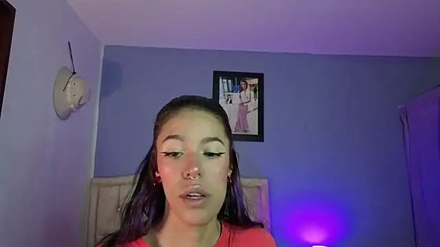 Snapshot of stephania_t chatting on March 26, 2026, 3:43 pm stephania t online show from March 26, 2026, 3:43 pm