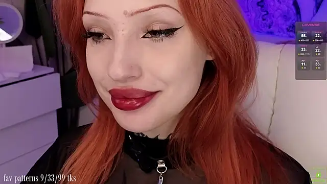 Snapshot of violetviolator chatting on November 30, 2025, 4:46 am violetviolator online show from November 30, 2025, 4:46 am