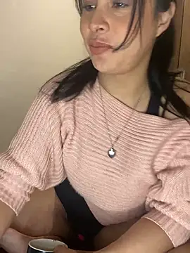 Snapshot of Effyvice13 chatting on January 8, 2026, 5:19 pm Effyvice13 online show from January 8, 2026, 5:19 pm