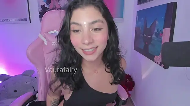 Snapshot of vaura_ chatting on November 12, 2025, 2:59 am vaura online show from November 12, 2025, 2:59 am