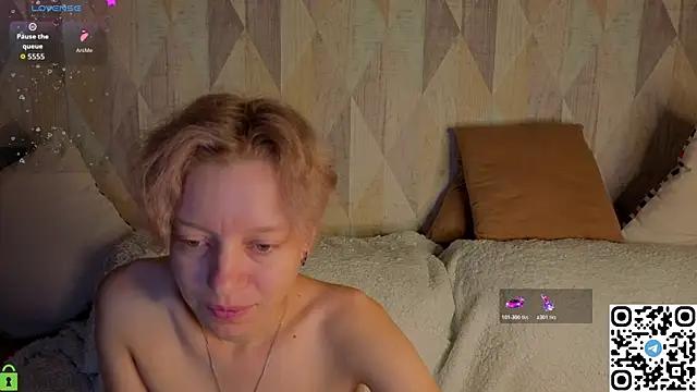 Snapshot of Michelle_Blond chatting on July 27, 2026, 1:12 am Michelle Blond online show from July 27, 2026, 1:12 am