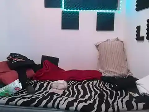 Snapshot of Mortero0o0 chatting on December 3, 2024, 12:30 am Mortero0o0 online show from December 3, 2024, 12:30 am