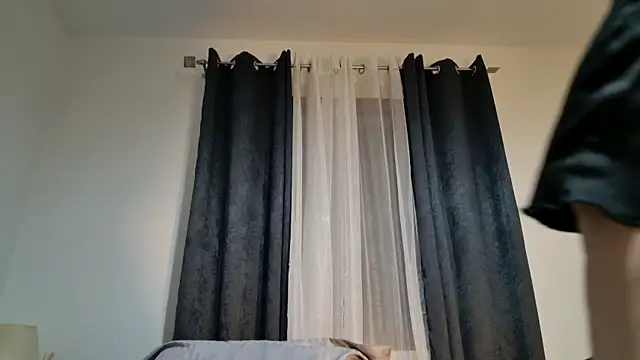 Snapshot of Renattasweetboobs chatting on December 3, 2025, 8:52 pm Renattasweetboobs online show from December 3, 2025, 8:52 pm