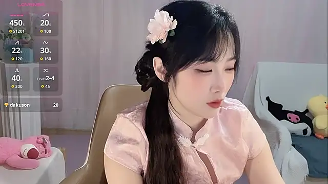 LaoSHI-999 online show from October 24, 2025, 1:32 pm