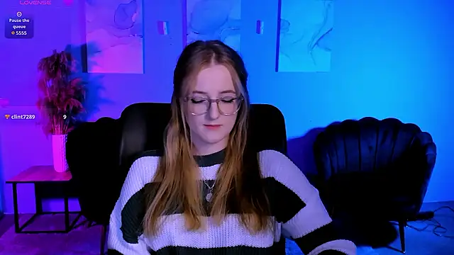 Snapshot of luna_berryy chatting on March 11, 2026, 8:14 pm luna berryy online show from March 11, 2026, 8:14 pm