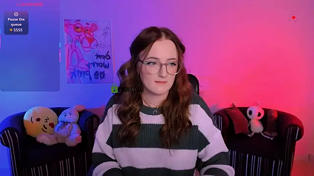 luna berryy online show from January 6, 2026, 8:57 pm