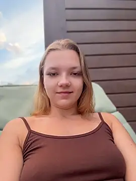 Snapshot of JennyPortman chatting on July 26, 2026, 1:01 am JennyPortman online show from July 26, 2026, 1:01 am