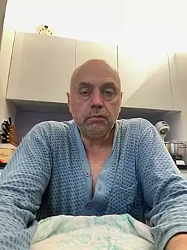 Snapshot of pantomax chatting on June 4, 2026, 12:43 pm pantomax online show from June 4, 2026, 12:43 pm