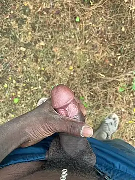 Snapshot of tamil000000 chatting on March 12, 2025, 7:24 am tamil000000 online show from March 12, 2025, 7:24 am