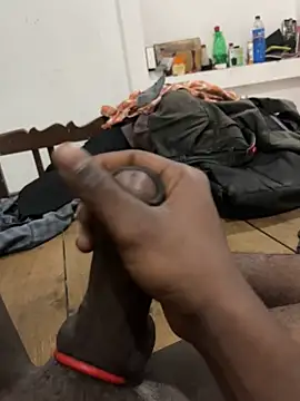 Snapshot of tamil000000 chatting on February 14, 2025, 2:33 pm tamil000000 online show from February 14, 2025, 2:33 pm