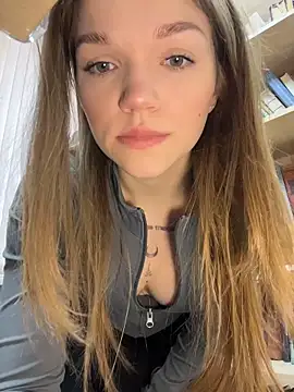 KitteCat online show from February 21, 2026, 6:37 am