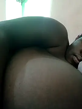 Snapshot of fatpussysasha chatting on January 29, 2025, 2:10 pm fatpussysasha online show from January 29, 2025, 2:10 pm