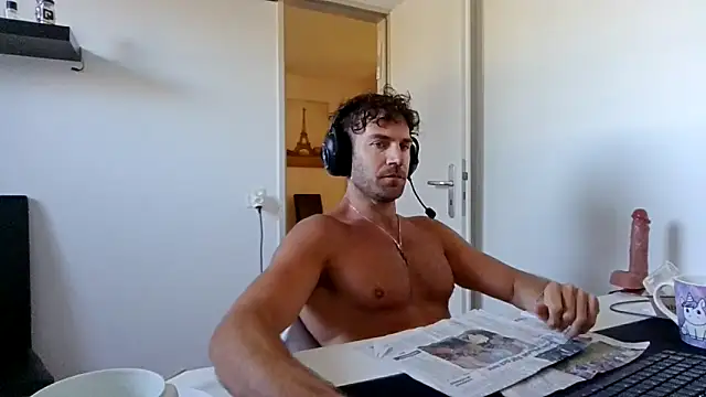 Snapshot of alpha-hunk chatting on May 1, 2026, 2:00 pm alpha-hunk online show from May 1, 2026, 2:00 pm