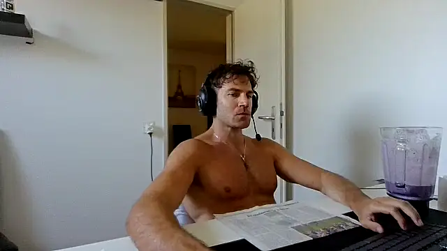 Snapshot of alpha-hunk chatting on April 25, 2026, 10:18 am alpha-hunk online show from April 25, 2026, 10:18 am