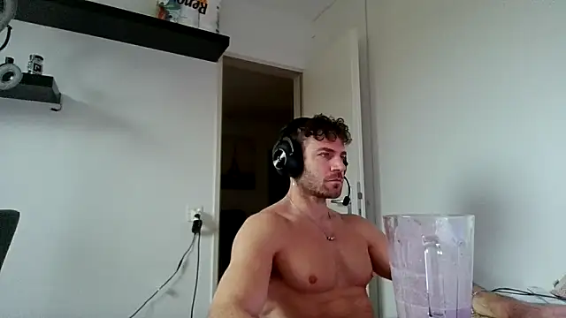 Snapshot of alpha-hunk chatting on December 15, 2025, 11:16 am alpha-hunk online show from December 15, 2025, 11:16 am