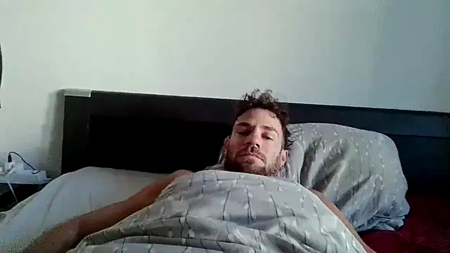 alpha-hunk online show from September 20, 2025, 7:02 am
