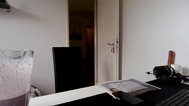 alpha-hunk online show from March 30, 2026, 10:50 am