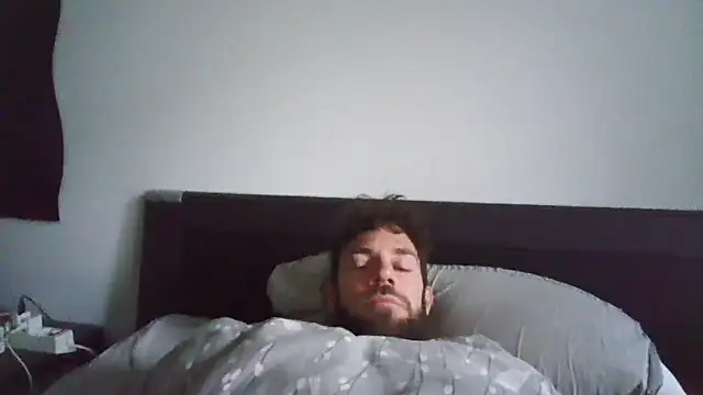 alpha-hunk online show from October 11, 2025, 6:58 am