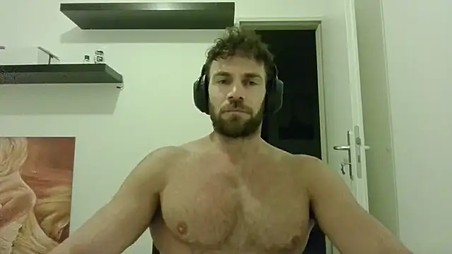 alpha-hunk online show from September 27, 2025, 8:48 pm
