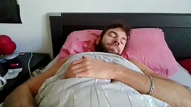 alpha-hunk online show from October 26, 2025, 8:48 am