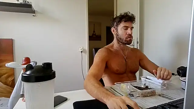 Snapshot of alpha-hunk chatting on May 17, 2026, 9:53 am alpha-hunk online show from May 17, 2026, 9:53 am