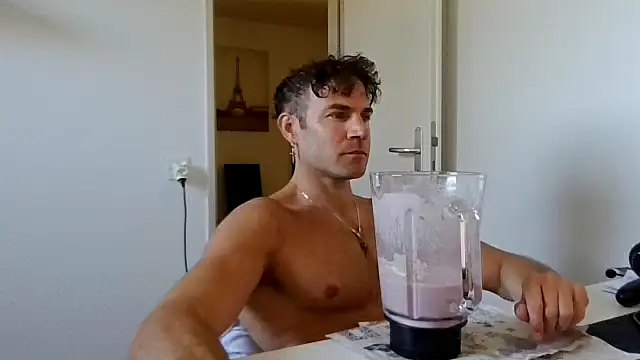 Snapshot of alpha-hunk chatting on April 23, 2026, 10:22 am alpha-hunk online show from April 23, 2026, 10:22 am