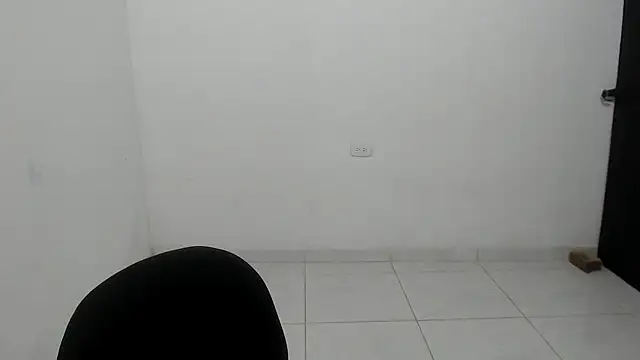 Snapshot of estefania224 chatting on May 9, 2026, 2:37 am estefania224 online show from May 9, 2026, 2:37 am