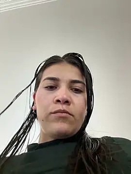 Snapshot of aurora_divine chatting on October 13, 2025, 1:02 pm aurora divine online show from October 13, 2025, 1:02 pm