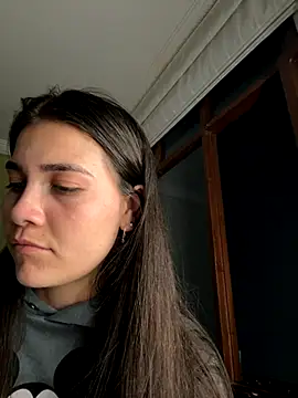 Snapshot of aurora_divine chatting on October 16, 2025, 11:02 pm aurora divine online show from October 16, 2025, 11:02 pm