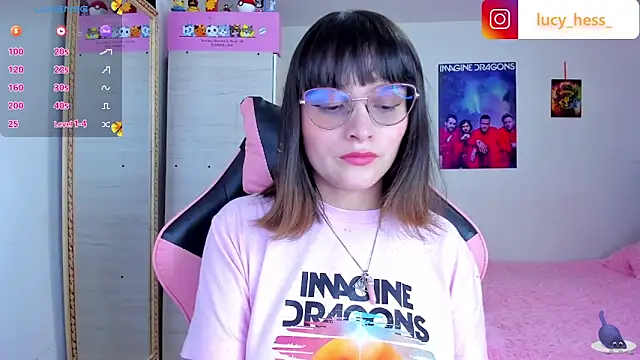 Lucyy-hess online show from December 19, 2025, 9:06 pm