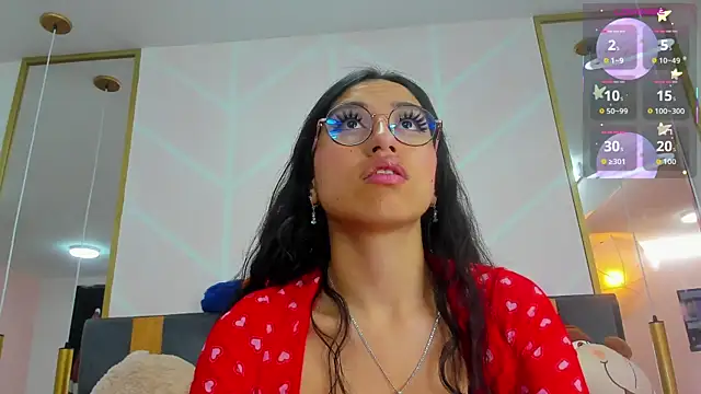 MadyJackson online show from October 11, 2025, 11:33 am