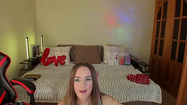 Snapshot of VeronikaVel chatting on May 6, 2026, 9:19 pm VeronikaVel online show from May 6, 2026, 9:19 pm