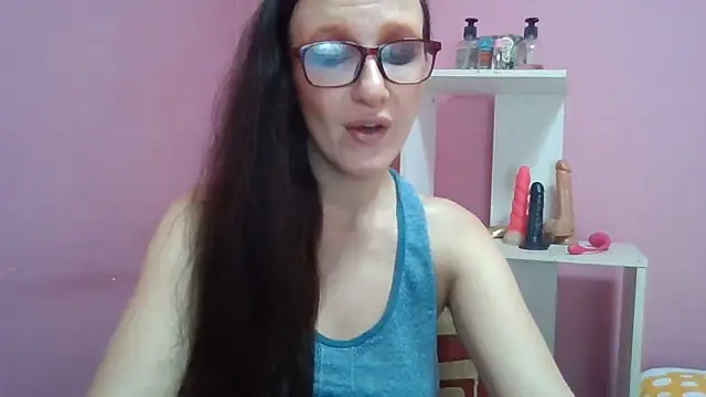 Snapshot of LolaBoobs chatting on June 11, 2026, 5:59 am LolaBoobs online show from June 11, 2026, 5:59 am