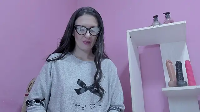 Snapshot of LolaBoobs chatting on November 17, 2025, 5:22 am LolaBoobs online show from November 17, 2025, 5:22 am