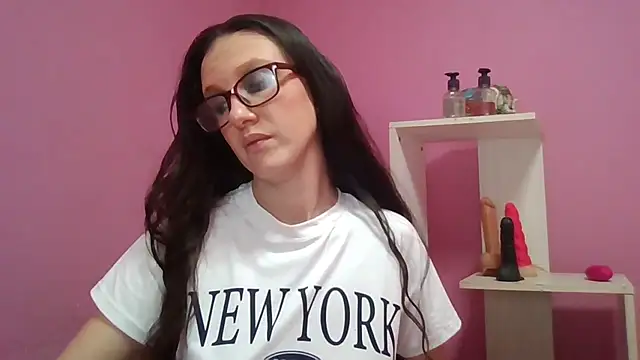 Snapshot of LolaBoobs chatting on February 21, 2026, 6:48 am LolaBoobs online show from February 21, 2026, 6:48 am