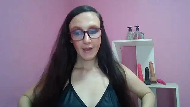 Snapshot of LolaBoobs chatting on May 9, 2026, 7:34 am LolaBoobs online show from May 9, 2026, 7:34 am