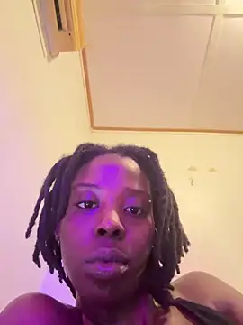 choclatepeaach online show from February 21, 2026, 11:12 am