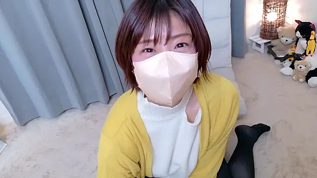 Snapshot of Risa_06 chatting on February 17, 2026, 12:24 pm Risa 06 online show from February 17, 2026, 12:24 pm