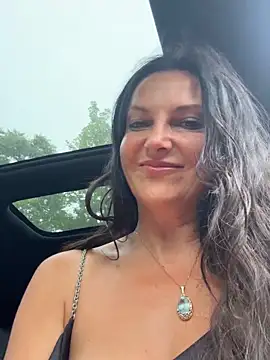 Snapshot of -OLYA- chatting on June 8, 2026, 6:08 pm -OLYA- online show from June 8, 2026, 6:08 pm