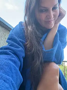 Snapshot of -OLYA- chatting on June 11, 2026, 6:38 pm -OLYA- online show from June 11, 2026, 6:38 pm