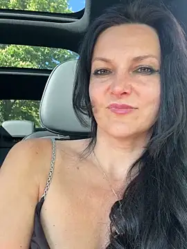 Snapshot of -OLYA- chatting on May 14, 2026, 2:25 pm -OLYA- online show from May 14, 2026, 2:25 pm