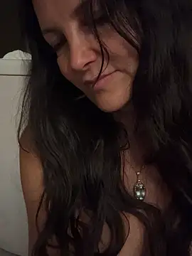 Snapshot of -OLYA- chatting on July 15, 2026, 5:31 pm -OLYA- online show from July 15, 2026, 5:31 pm