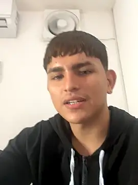 Snapshot of Lyam_ap chatting on November 14, 2025, 2:26 am Lyam ap online show from November 14, 2025, 2:26 am