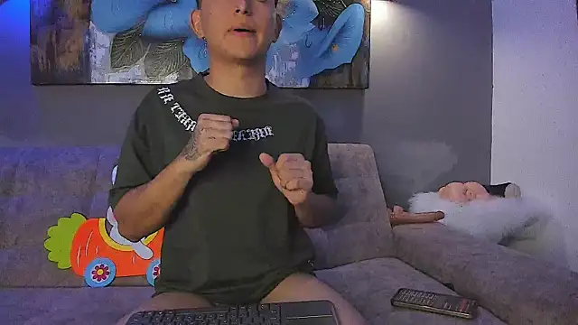 Snapshot of Lyam_ap chatting on April 5, 2026, 10:27 pm Lyam ap online show from April 5, 2026, 10:27 pm