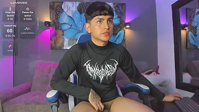 Snapshot of Lyam_ap chatting on April 10, 2026, 8:16 pm Lyam ap online show from April 10, 2026, 8:16 pm