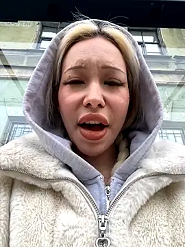 Snapshot of babydolll chatting on November 11, 2025, 11:38 am babydolll online show from November 11, 2025, 11:38 am