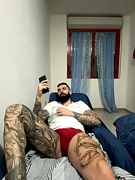 Snapshot of Gioeltoro89 chatting on November 17, 2025, 3:38 pm Gioeltoro89 online show from November 17, 2025, 3:38 pm