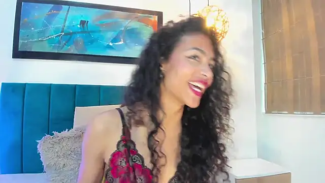 AntonellaHall  online show from March 4, 2025, 12:01 pm