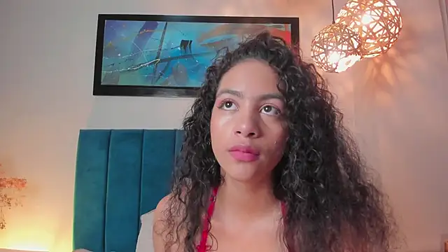 AntonellaHall  online show from November 5, 2025, 12:08 pm