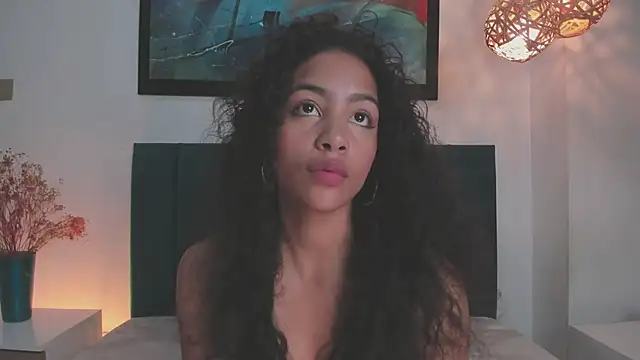 AntonellaHall  online show from September 16, 2025, 12:06 pm